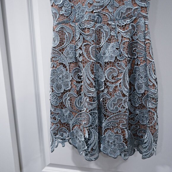 Dress the Population Small Blue Lace Juliette Lace Crochet Romper - Picture 4 of 8